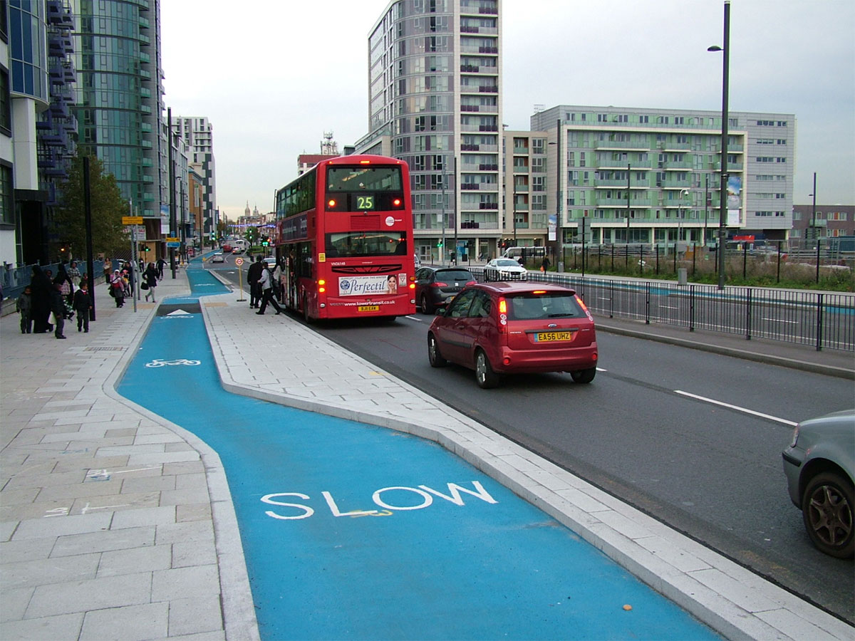 first-eastbound-bus-cs2-stop-bypass